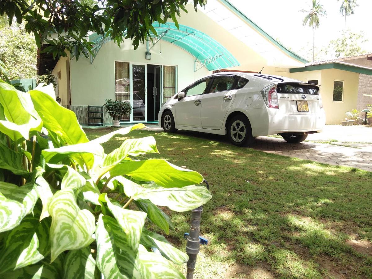 Shaa Lodge Tissamaharama Exterior photo
